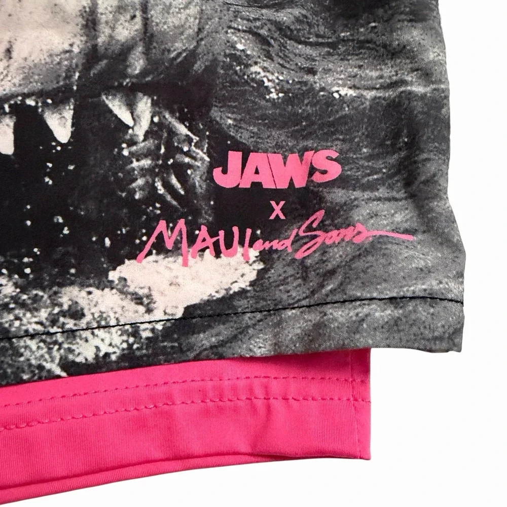 Maui & Sons Jaws Compression Lined Swim Trunks Mens Large Shark Board Shorts 80s